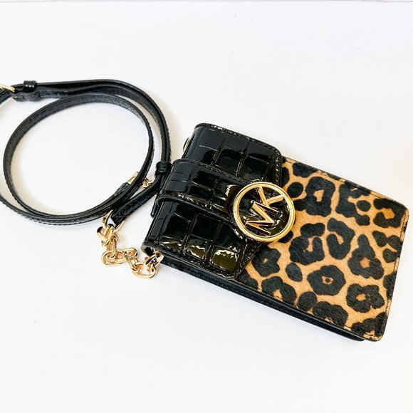 Michael Kors Carmen Small Phone Crossbody Bag Embossed Exotic Black Multi - Picture 4 of 11